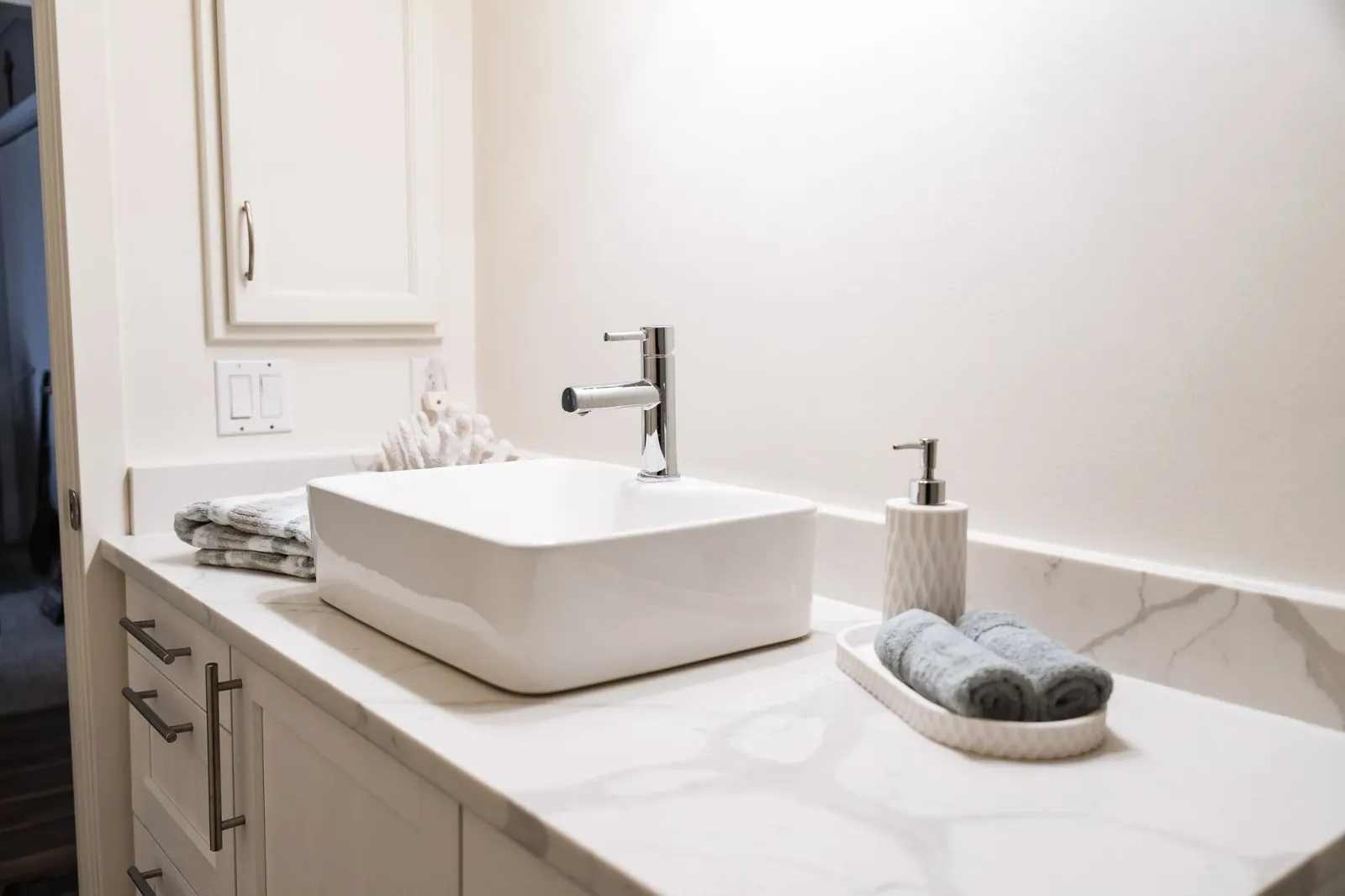 Renovation details — McKenzie Lake Bay Complete Home Renovation
