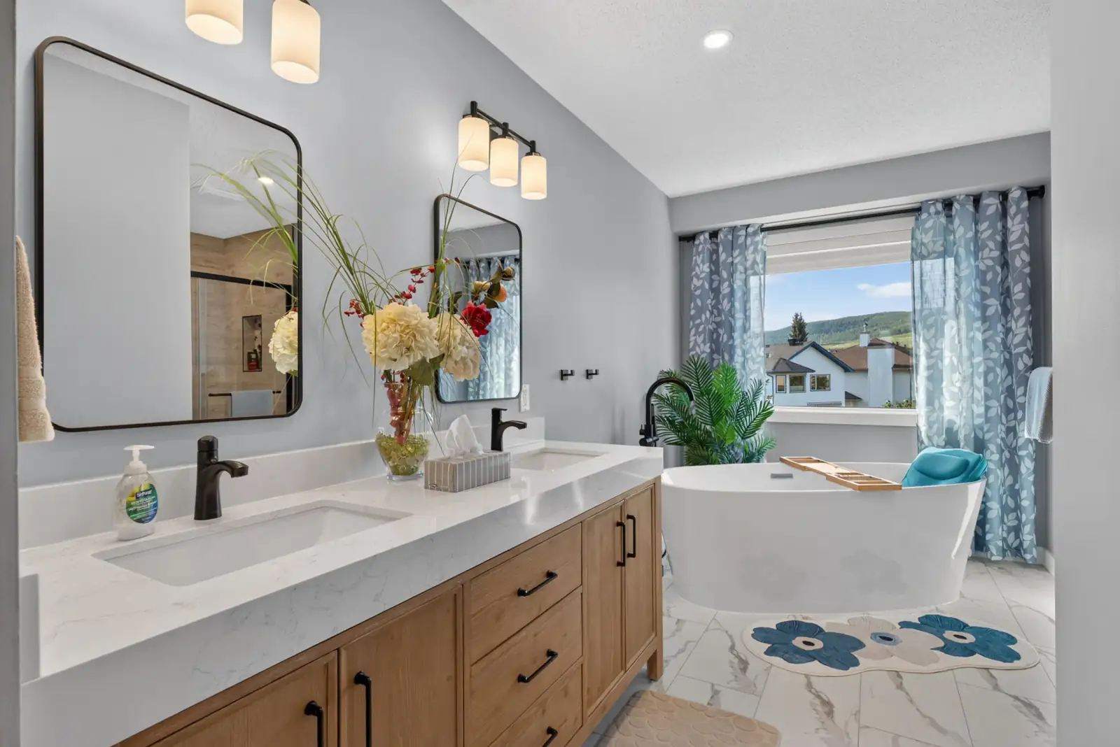 Primary bathroom details — Valley Ridge Complete Home Renovation