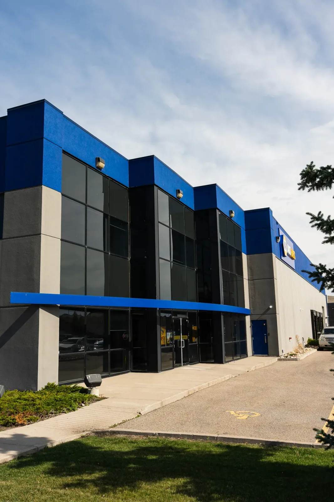 Commercial building renovation and tenant improvement project in Calgary