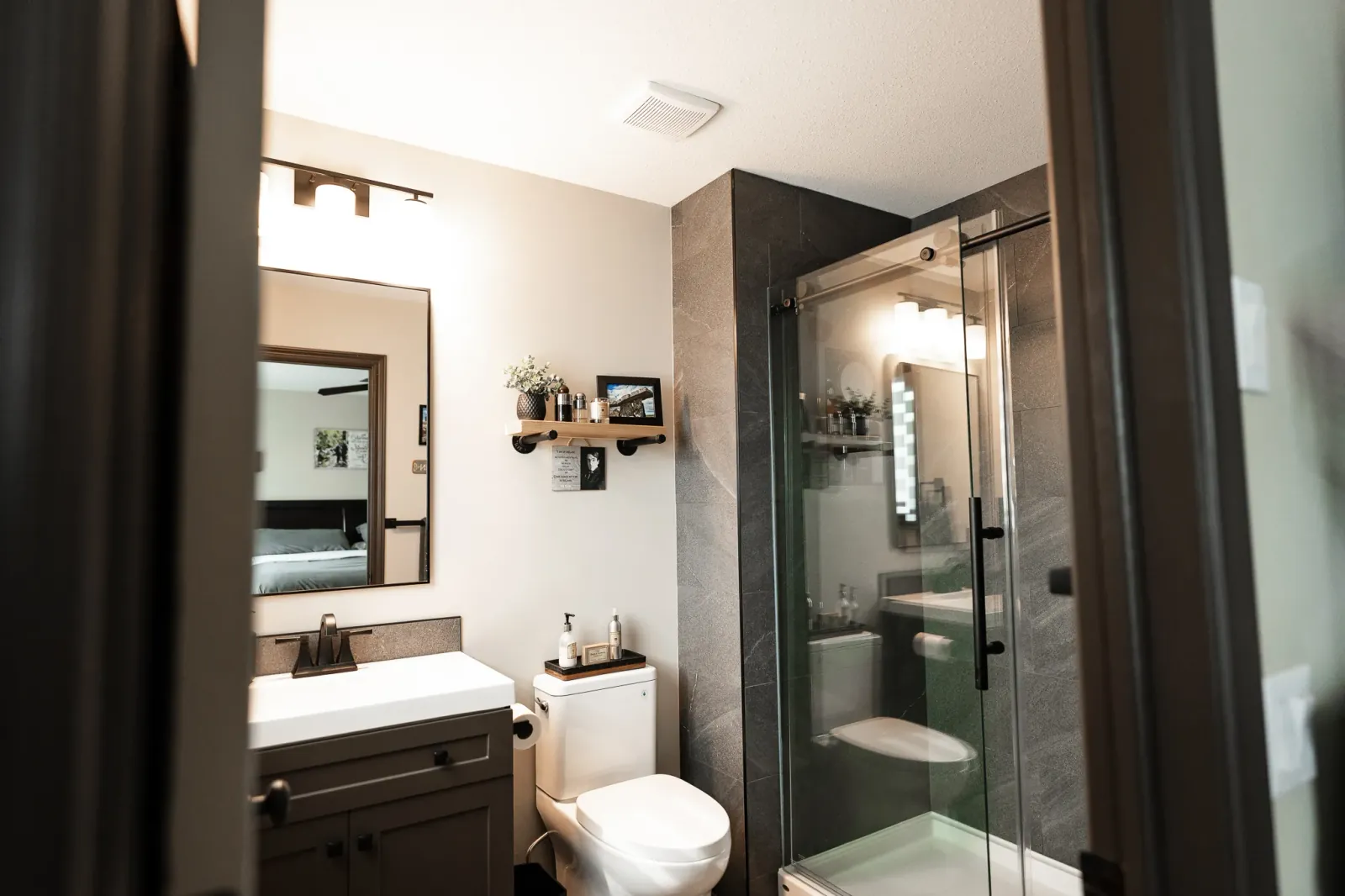 Bathroom details — Mt Aberdeen Circle Complete Home Renovation